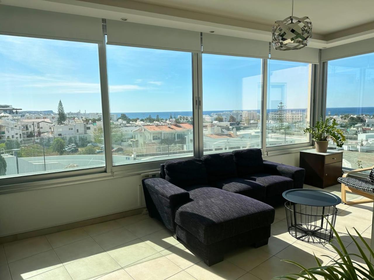 Topikos Apartments Aya Napa Oda fotoğraf
