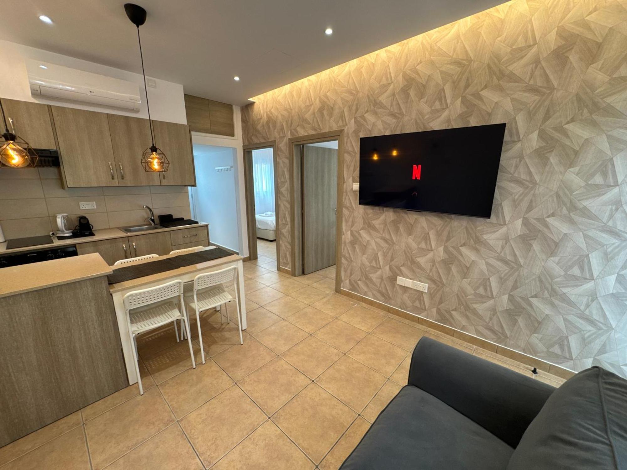 Topikos Apartments Aya Napa Dış mekan fotoğraf