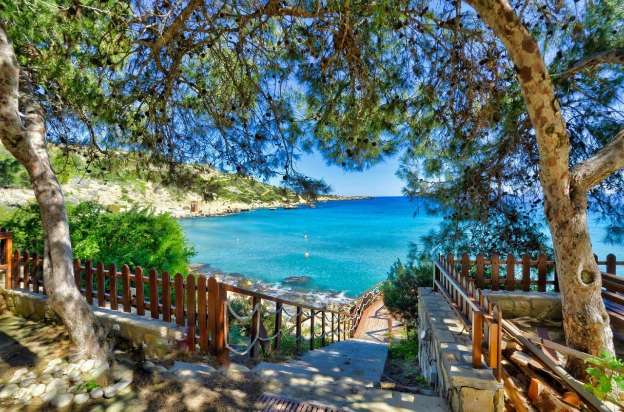 Topikos Apartments Aya Napa Dış mekan fotoğraf